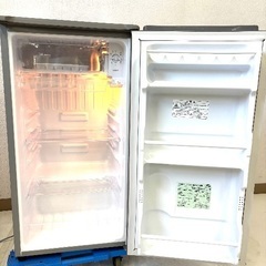 伊勢崎店【現状品】ji11-33 AQUA ノンフロン 直冷式冷蔵庫 AQR-8K2（S）2023年製の画像