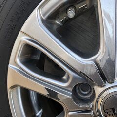 取引進行中です。軽自動車　スタッドレスタイヤ・アルミホイールセット　145/80R13　ムーブに履いてました。の画像