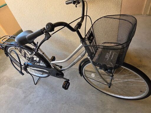 自転車　26インチ　かご付き　変速なし
