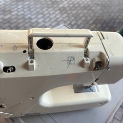 電子ミシン　ジャンクの画像