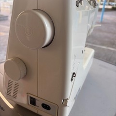 電子ミシン　ジャンクの画像