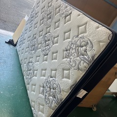 ベッド　マットレス　ダブルサイズの画像