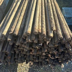 長さ290cmの中古鉄パイプです。野菜や山芋の栽培用支柱として使えますの画像