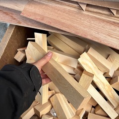 端材　角材　杉　ラワンの画像