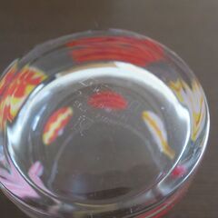 イケアのガラスコップの画像