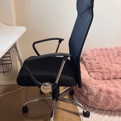 ゲーミングチェアの画像