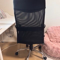 ゲーミングチェアの画像