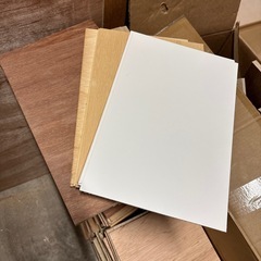 ラワン　合板　20cm×30cm 100枚くらいの画像