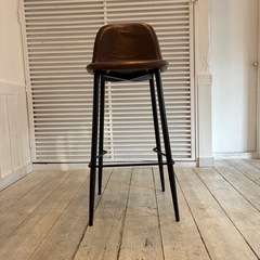カウンターチェアの画像