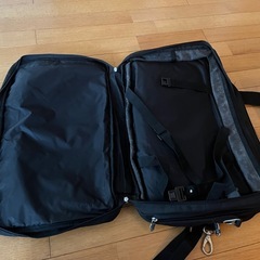 ①出張用ビジネスバッグの画像