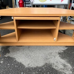 コーナー対応 TV台 テレビ台 W110cm 〜40インチ程度まで ナチュラルカラー キャスター付 扉３枚 中古品 ③の画像