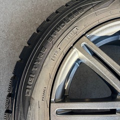 スタッドレスタイヤ「ダンロップ ウインターマックス WM01の画像