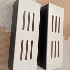 【早めに来てくれる方募集‼️ 値段交渉あり‼️】SHEIN 竹×ホワイト 壁掛けラック 2個セット／美品の画像