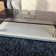 ガラステーブルテレビ台の画像