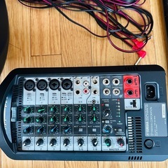 YAMAHA STAGEPAS 400i ポータブルPAセット の画像