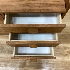 【軽トラック90分無料貸し出し】2枚扉の食器棚 ナチュラルの画像