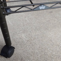 ● Luminous NOIR ルミナス ノワール 5段 つや消し ダークブラウン キャスター付き スチールラック 棚 便利棚 収納  幅60.5×高さ178.5×奥行40.5cm 中古 ③の画像