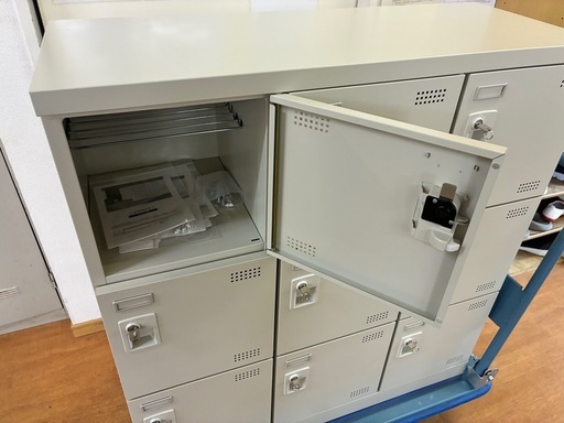 オフィス家具　シューズボックス　SLB-M6-S2 SLB-M9-S2 4台セット 