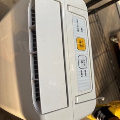 アイリスオーヤマ衣類除湿乾燥機DDA-20の画像
