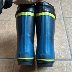 MOUNTAIN VILLAGE マウンテンビレッジ　子供用　17㎝　冬用長靴の画像