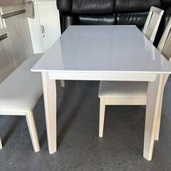 モダンおしゃれダイニング4点セット、ベンチ付き135cm Used/キレイの画像