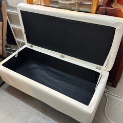 収納付きベンチの画像