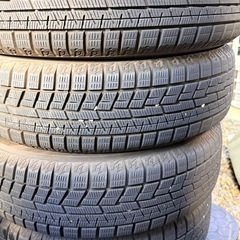 スタッドレスタイヤの画像