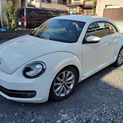 ワーゲン・ビートル白オシャレな一台ターボ・ETC・黒革シート 車検ほぼ2年付き乗って帰れます168000Kｍ　諸費用込みの画像