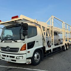 中古自動車・トラックの陸送ドライバーの画像