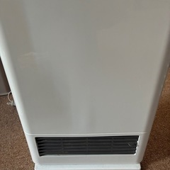 美品 ファンヒーターの画像