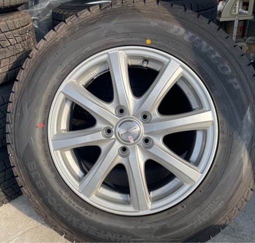 スタッドレスタイヤ 16インチ