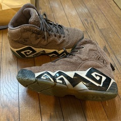 FILA 110周年マッシュバーンモデルの画像