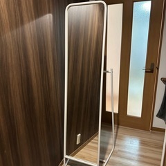 IKEA スタンドミラーの画像