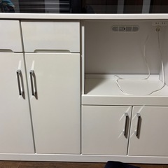 キッチンカウンター 食器棚 レンジ台の画像