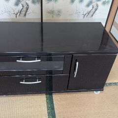 【無料】座卓とテレビ台の２点セットの画像