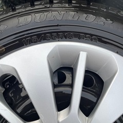 スタッドレスタイヤダンロップ、ウィンターマックス　02の画像