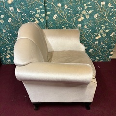 ベルベット調 アームチェア／一人掛けソファ の画像