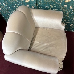 ベルベット調 アームチェア／一人掛けソファ の画像