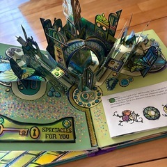 英語教育　ポップアップ絵本　の画像