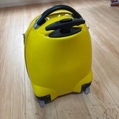 キャリーケース ぐでたまの画像