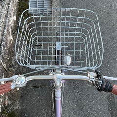 ＜ピカピカ超美品車＞コロネット・ノエル・27インチ自転車・外装6段変速 LEDオートライト・パープル 鍵付きの画像