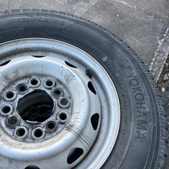 145/80r12 スタッドレス マルチホイール　軽トラ　タイヤ　の画像