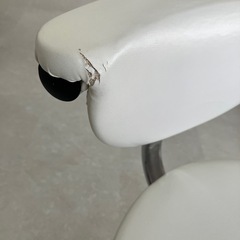 背もたれ付き昇降式回転チェアの画像