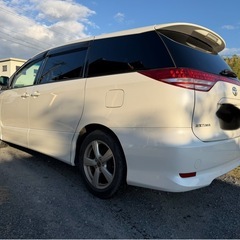 エスティマ19年の画像