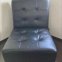一人がけソファ ソロ ブラックの画像