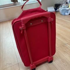 キティちゃんキャリーケースの画像