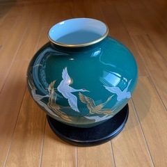 美品香蘭社花瓶台付きの画像