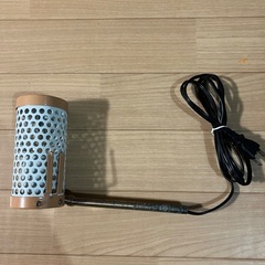 ペット用保温電球です。寒い季節に必須です。の画像