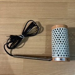ペット用保温電球です。寒い季節に必須です。の画像