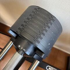 フレックスベル 可変式ダンベル 最大32kg 2kg刻み 専用スタンド付きの画像